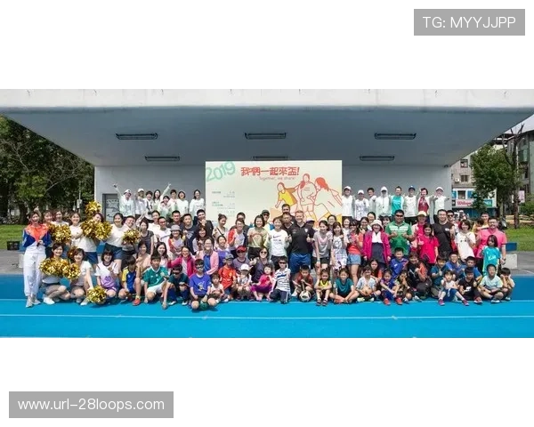 欧冠联赛阶段革新带动草根足球参与度,多地举办青少年体验活动 欧冠联赛阶段革新带动草根足球参与度,多地举办青少年体验活动